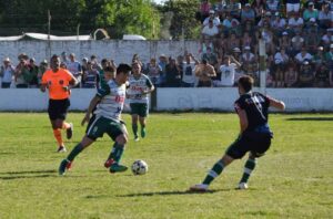 Foto archivo Union Agrarios vs Arsenal viale
