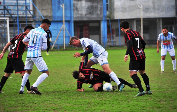 300- FUTBOL LOCAL
