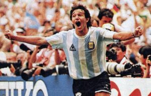 800px-Burruchaga_gritando_gol_de_argentina